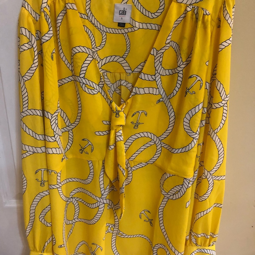 CAbi front knot spring blouse. Cute nautical look! Fitted style.
